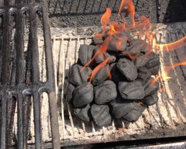 How to start a Charcoal Grill Quickly