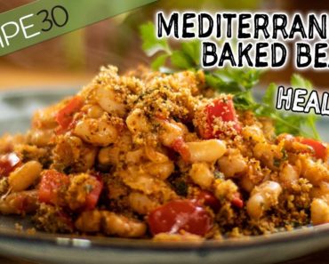 Mediterranean Baked Beans a Healthy Vegetarian Meal
