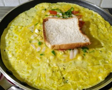 Hearty Meals: Bread Omelette recipe/ब्रेड आमलेट बनाने का आसान तरीका!