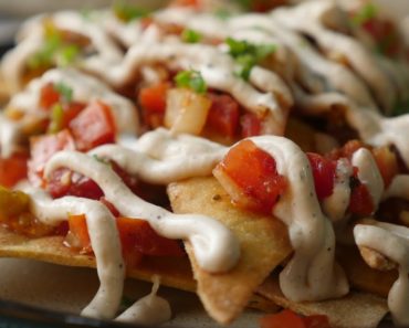 Healthy nachos with yogurt sauce recipe by Healthy Food Fusion