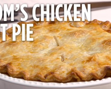 How to Make Mom’s Chicken Pot Pie