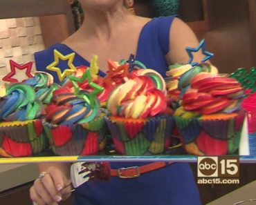 Cupcake decorating tips from Sweetest Indulgence Cakes & Dessert