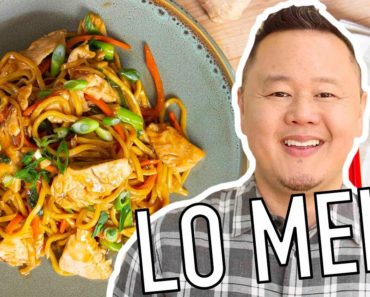 How to Make Lo Mein with Jet Tila