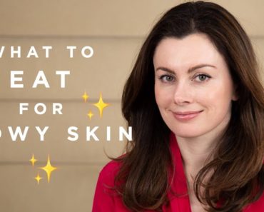 What Dermatologists Want You To Eat For Glowy Skin |
