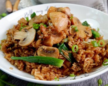 Quick Lunch/Dinner Recipe! Super Easy One Pot Sesame Oil Chicken