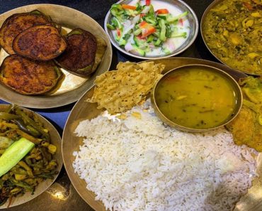 Top 5 Local Dishes You Must Try in Bhubaneswar, Odisha