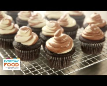 Chocolate Cake Recipe – One Bowl Dessert