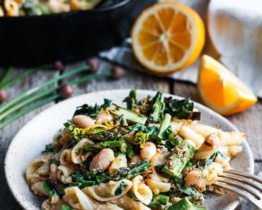 Charred Asparagus Kale Pasta with Lemony Cannellini Beans