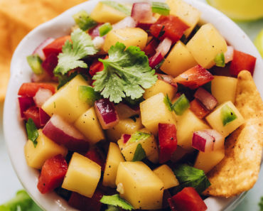 Easy Mango Salsa (8 Ingredients!)