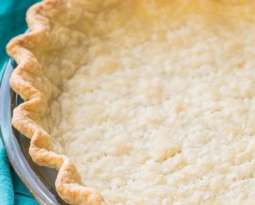 How to Blind Bake Pie Crust