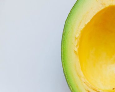 Coconut Oil Vs Avocado Oil: Which One Is Better?