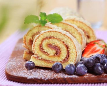 8 Best Jelly Roll Pans for Perfect Baked Goods Every