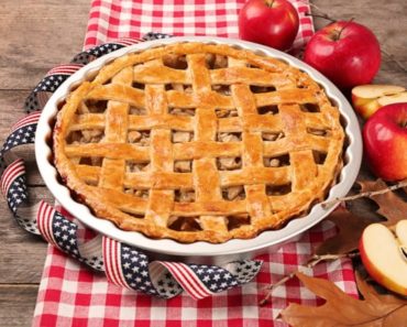 11 Best Pie Pans for Picture Perfect Pies