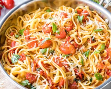 Easy Summer Pasta (use up those garden veggies!)